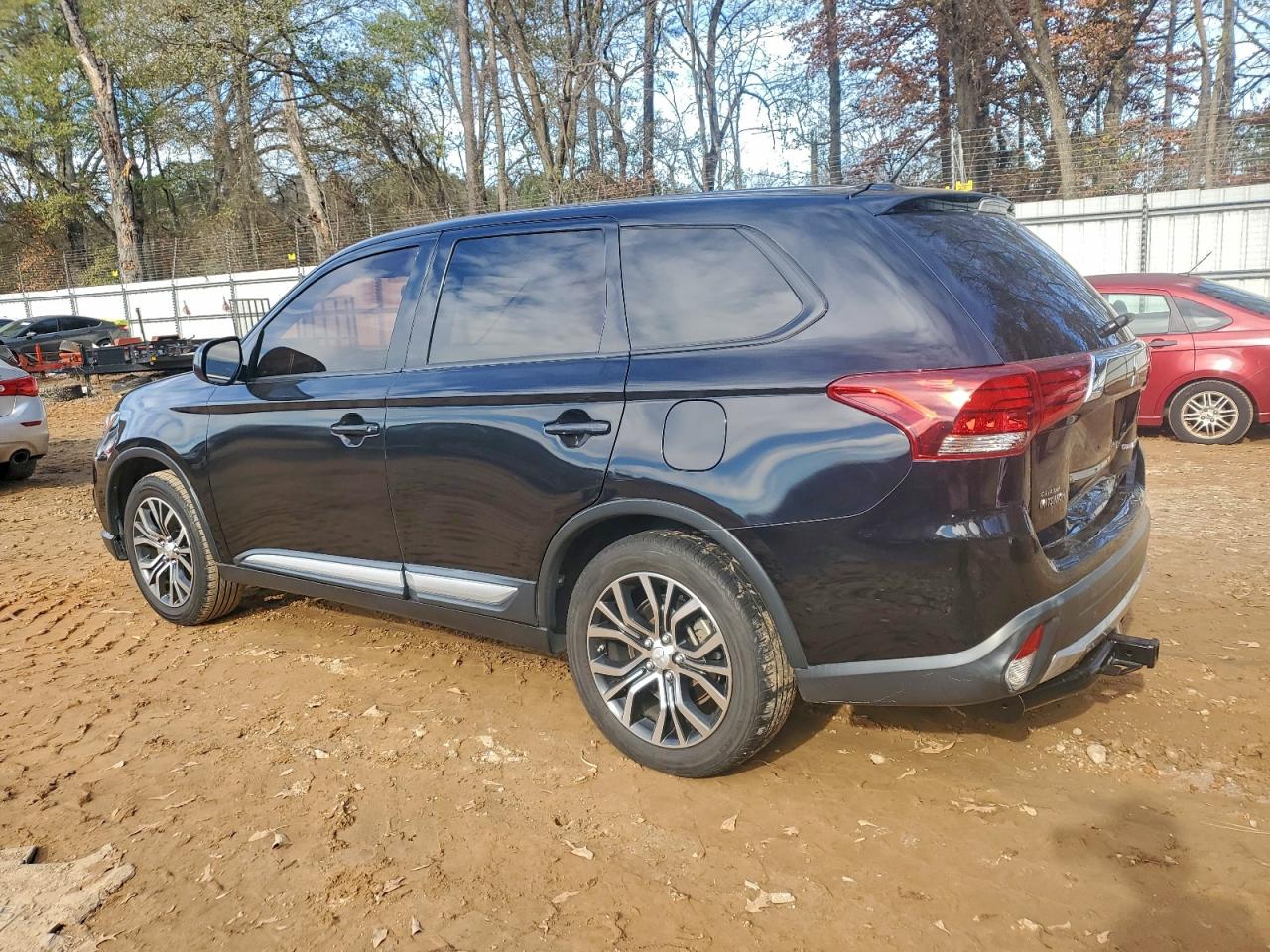 Mitsubishi Outlander Es Image 13