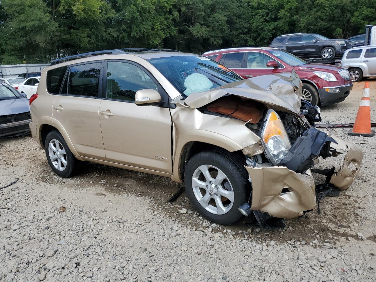 Toyota RAV4 Limited Image 5