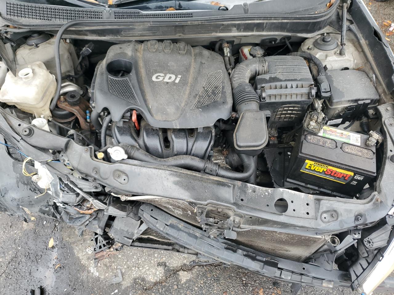 Hyundai SONATA Gls Image 12