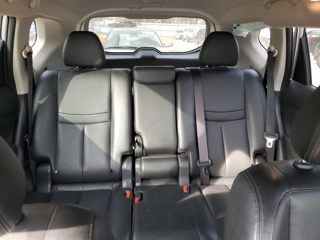 Nissan Rogue S Image 11