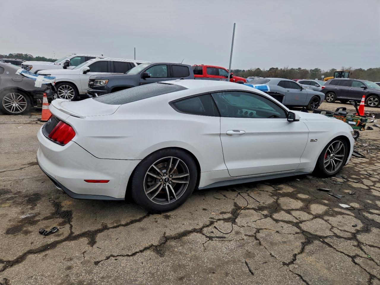 Ford Mustang Gt Image 10