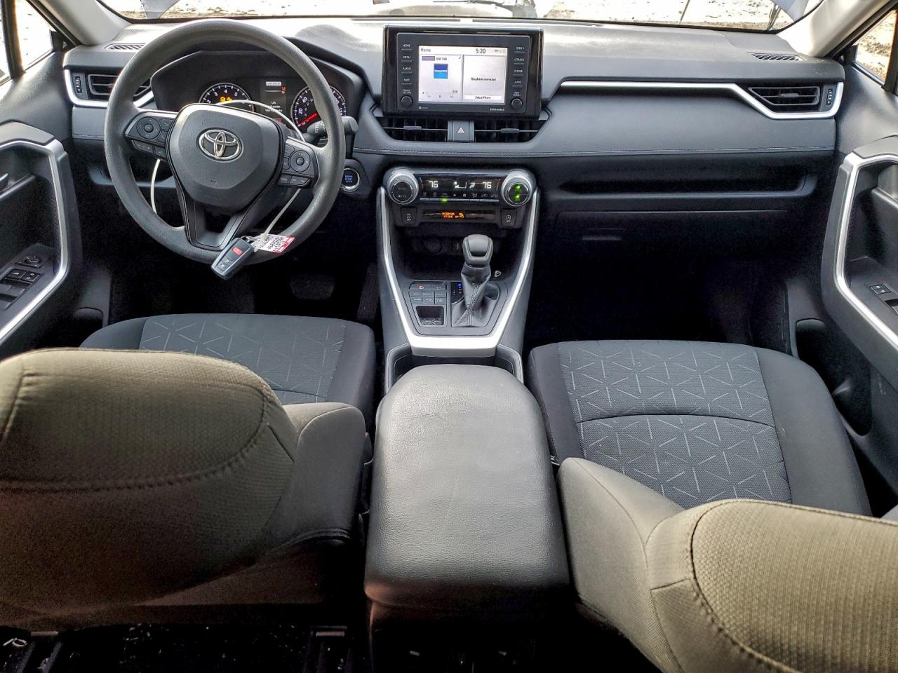 Toyota RAV4 Xle Image 7