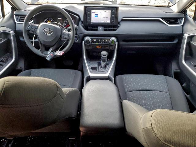 Toyota RAV4 Xle Image 7