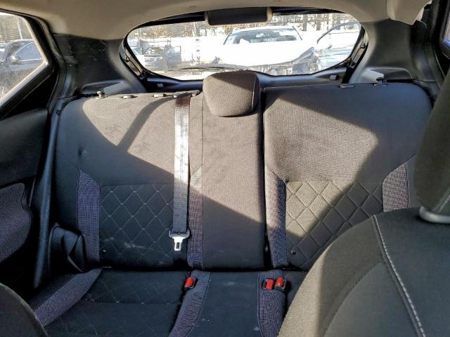 Nissan Kicks S Image 2