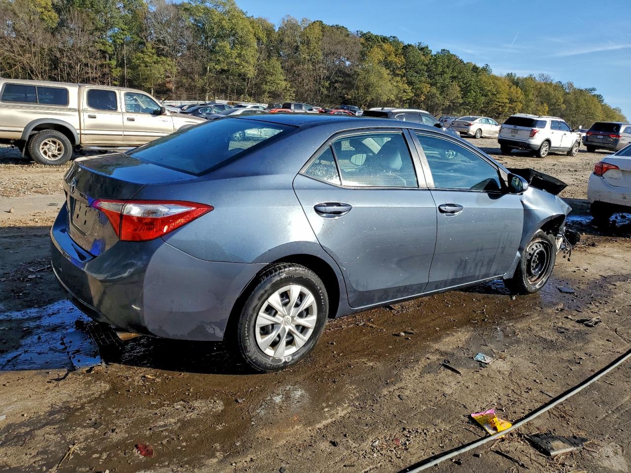 Toyota Corolla L Image 12