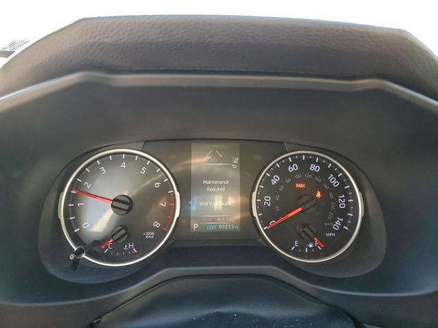 Toyota RAV4 Xle Image 3