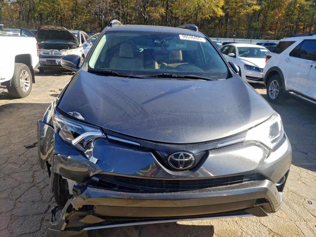 Toyota RAV4 Adventure Image 6