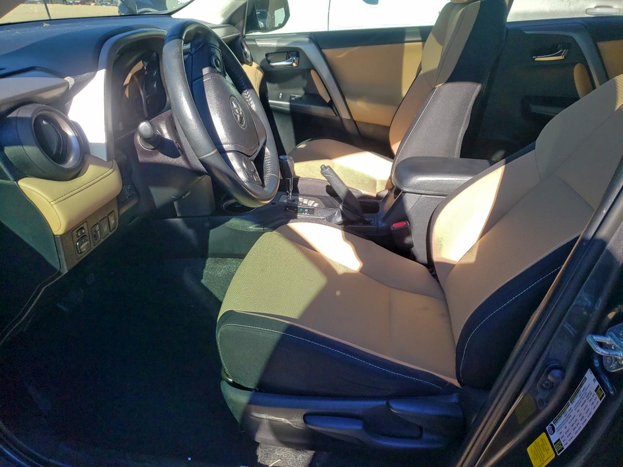 Toyota RAV4 Adventure Image 5