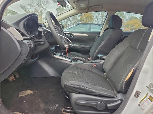 Nissan Sentra S Image 10