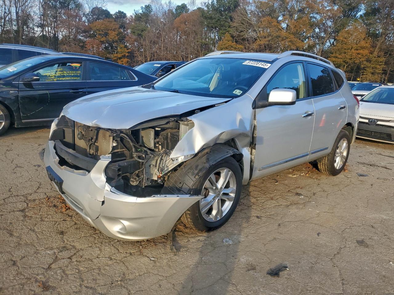 Nissan Rogue S Image 1