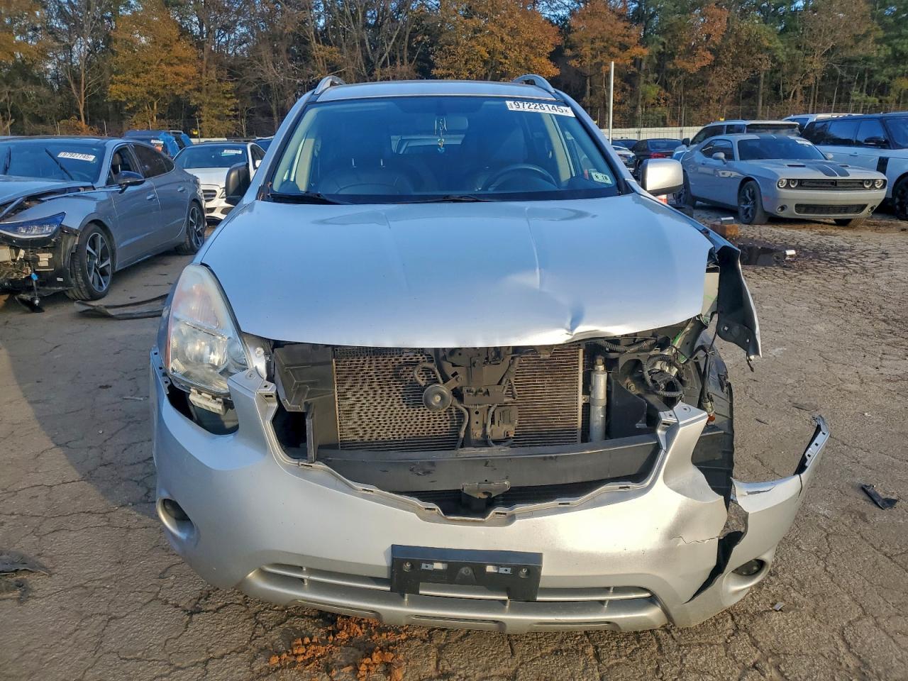 Nissan Rogue S Image 8