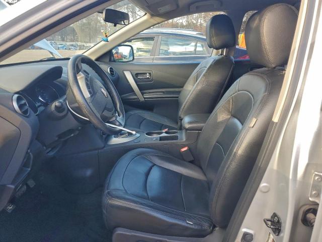 Nissan Rogue S Image 3