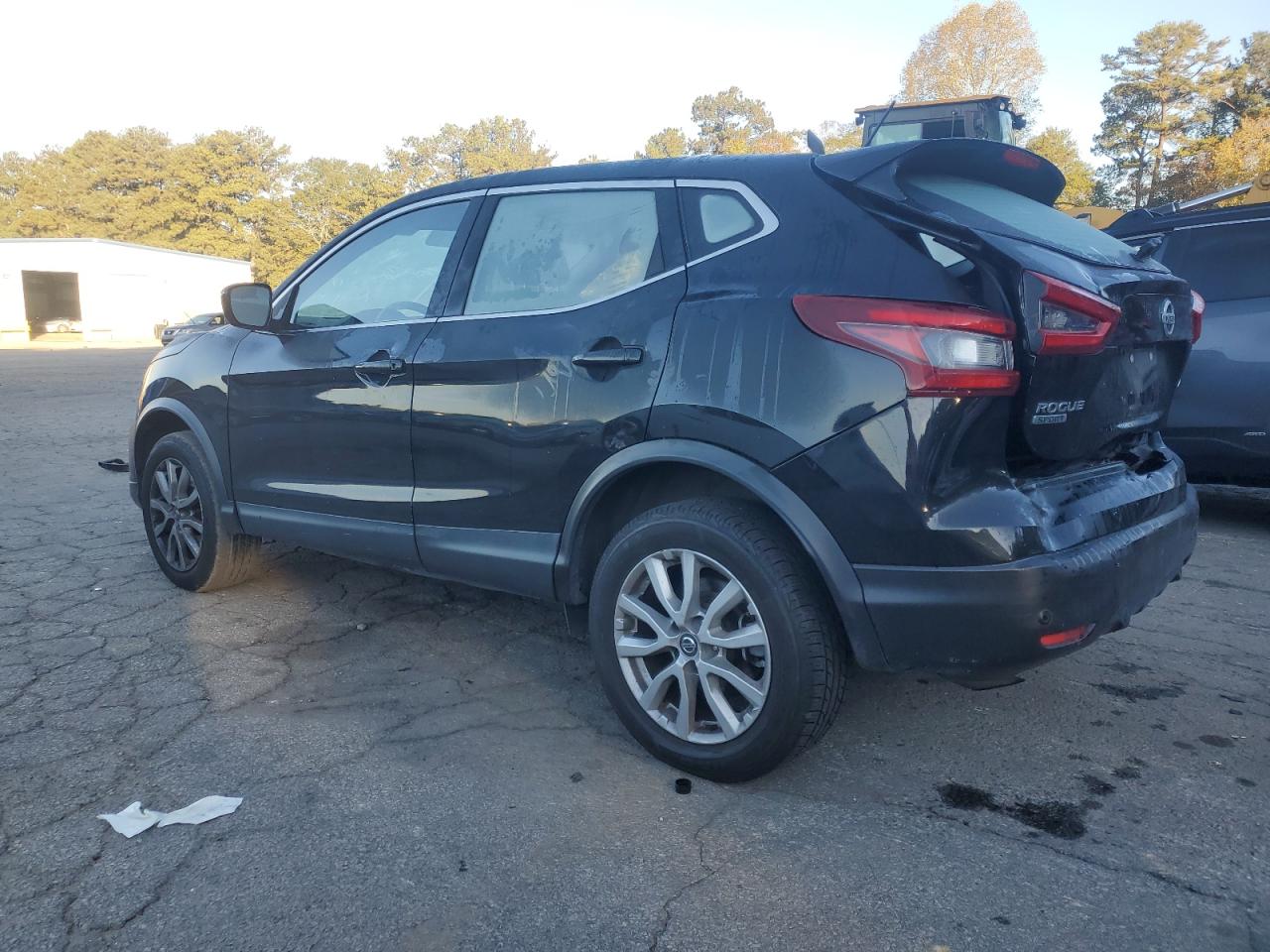 Nissan Rogue S Image 2