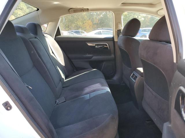 Nissan Altima 2.5 Image 10