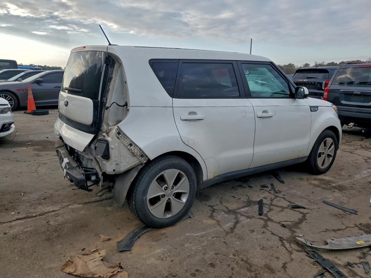 Kia Soul Image 2