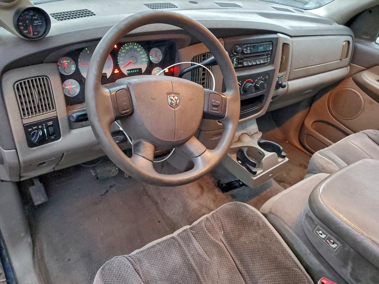 Dodge Ram 3500 St Image 12