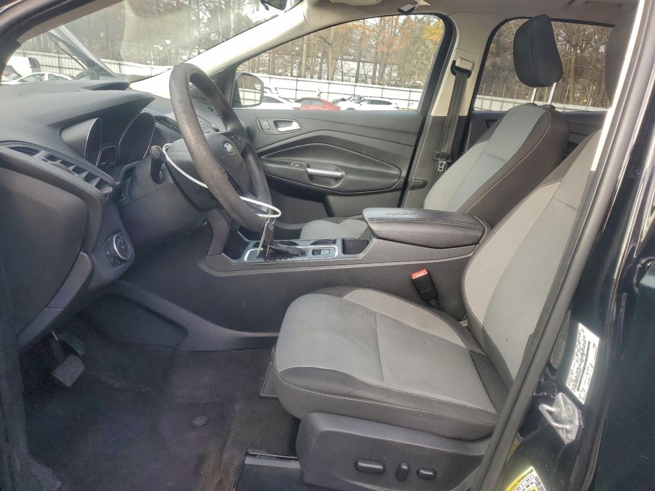 Ford Escape Se Image 3