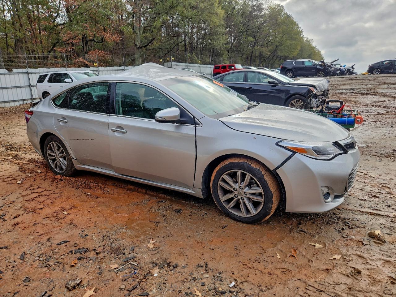 Toyota Avalon Base Image 11