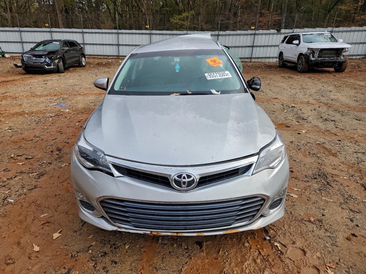 Toyota Avalon Base Image 10