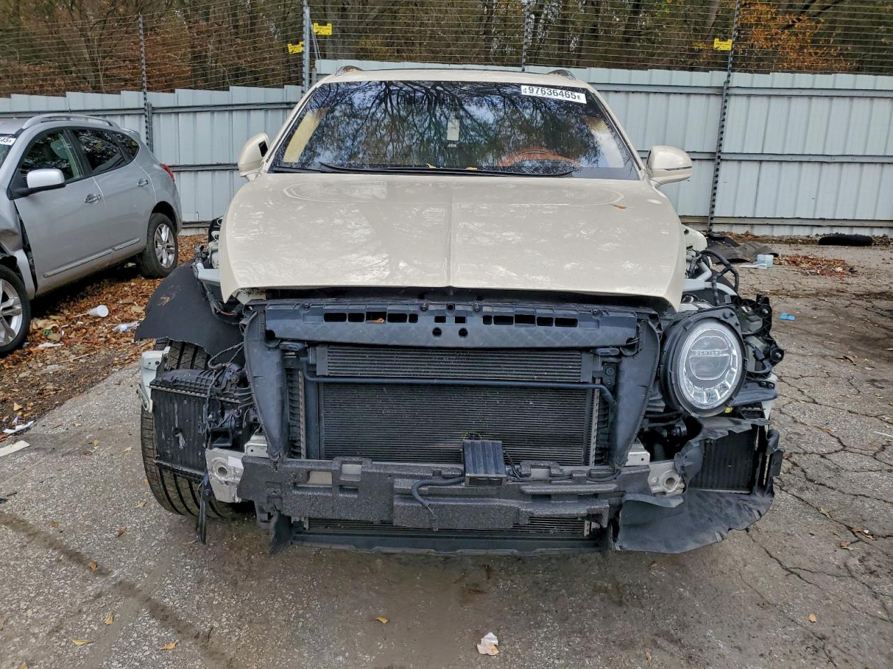 Bentley Bentayga Image 10