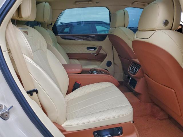 Bentley Bentayga Image 13