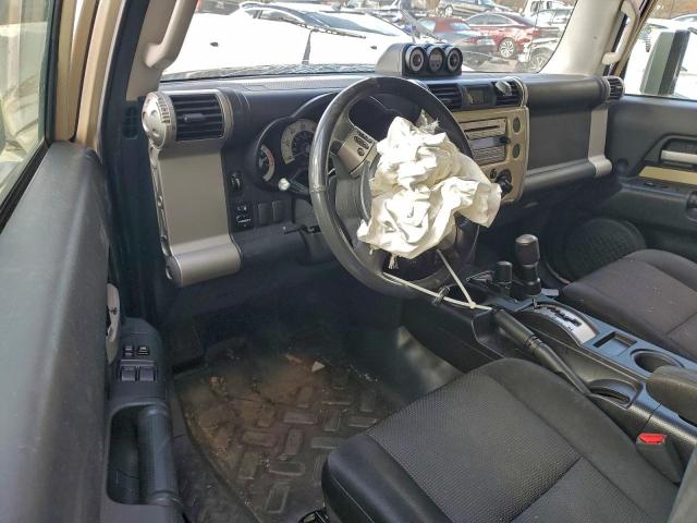 Toyota FJ Cruiser Image 9