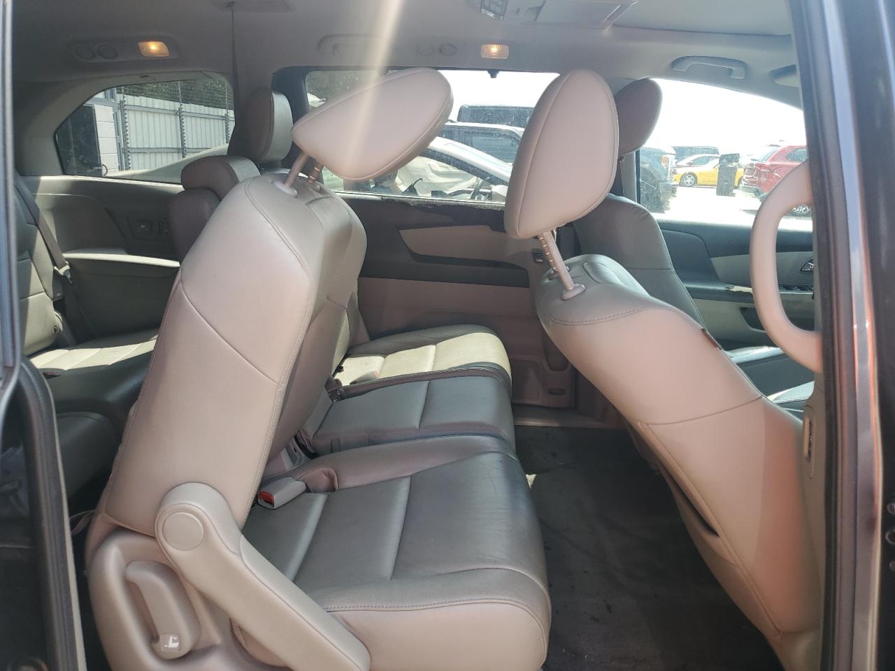 Honda Odyssey Exl Image 6