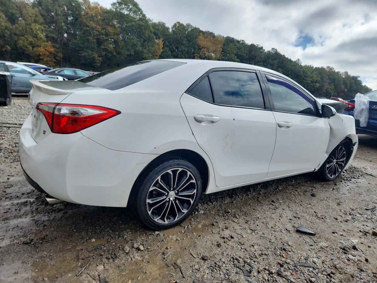 Toyota Corolla L Image 5