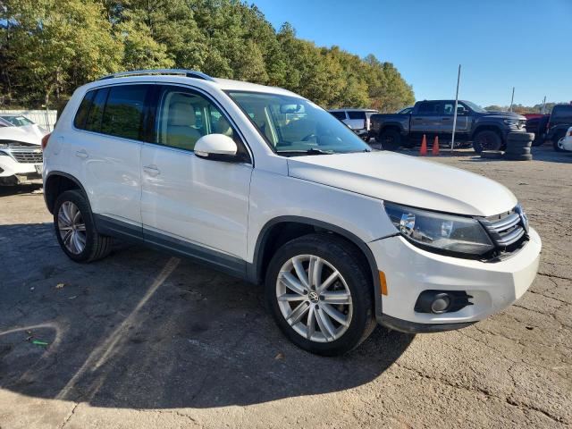 Volkswagen Tiguan S Image 4
