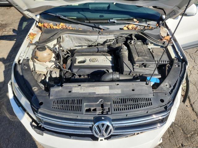 Volkswagen Tiguan S Image 5