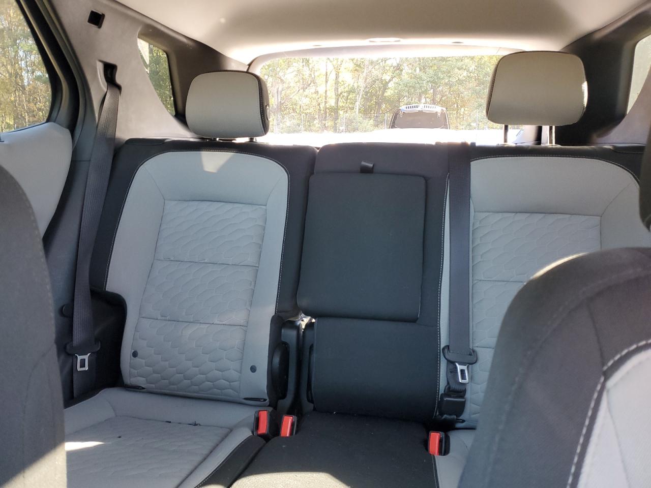 Chevrolet Equinox Ls Image 10