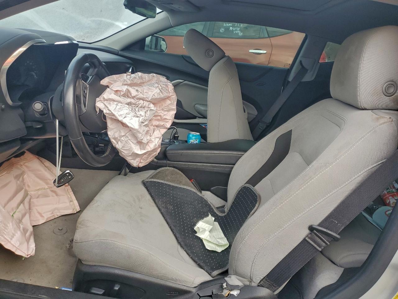 Chevrolet Camaro Lt Image 8