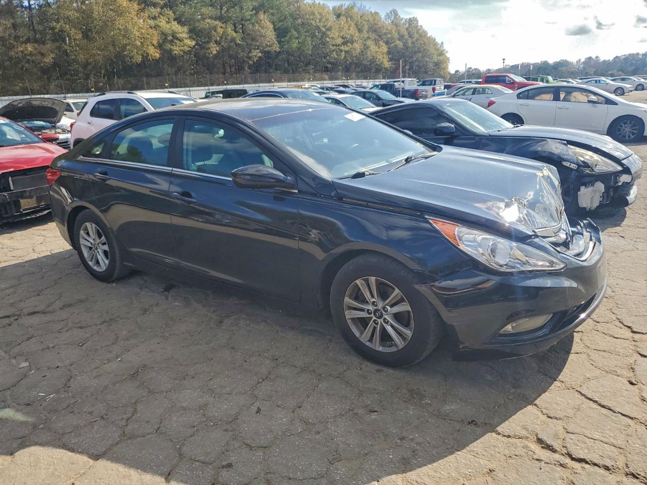 Hyundai SONATA Gls Image 12