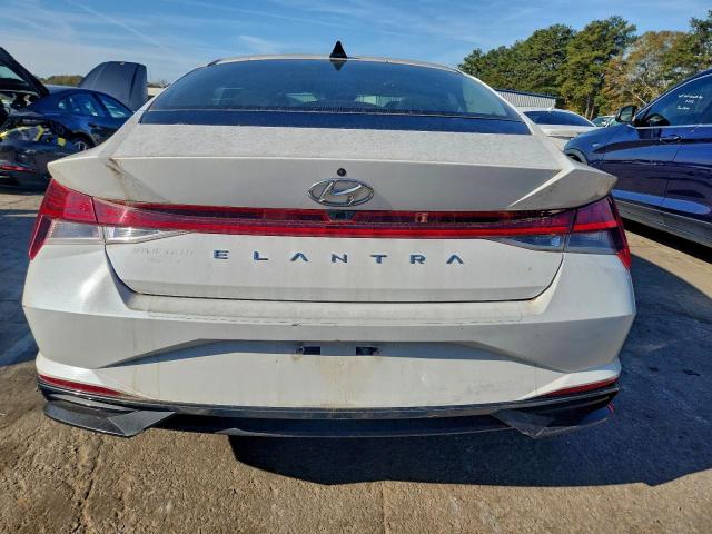 Hyundai ELANTRA Sel Image 11