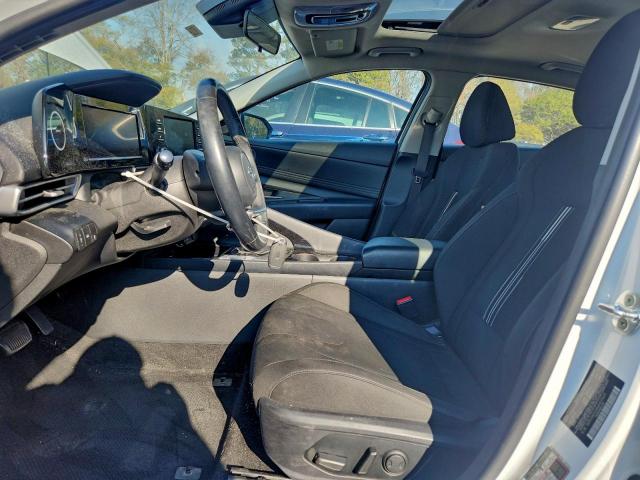 Hyundai ELANTRA Sel Image 9