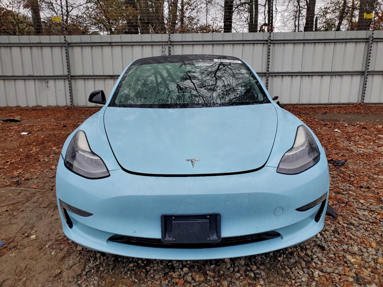 Tesla Model 3 Image 8