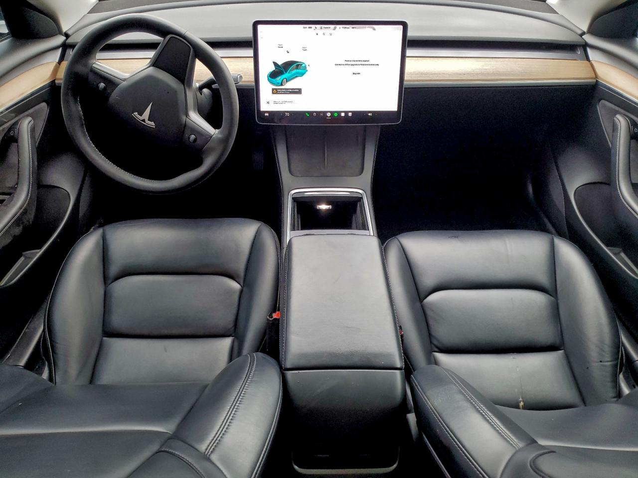 Tesla Model 3 Image 9