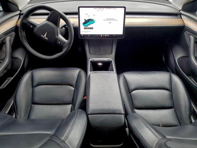 Tesla Model 3 Image 9