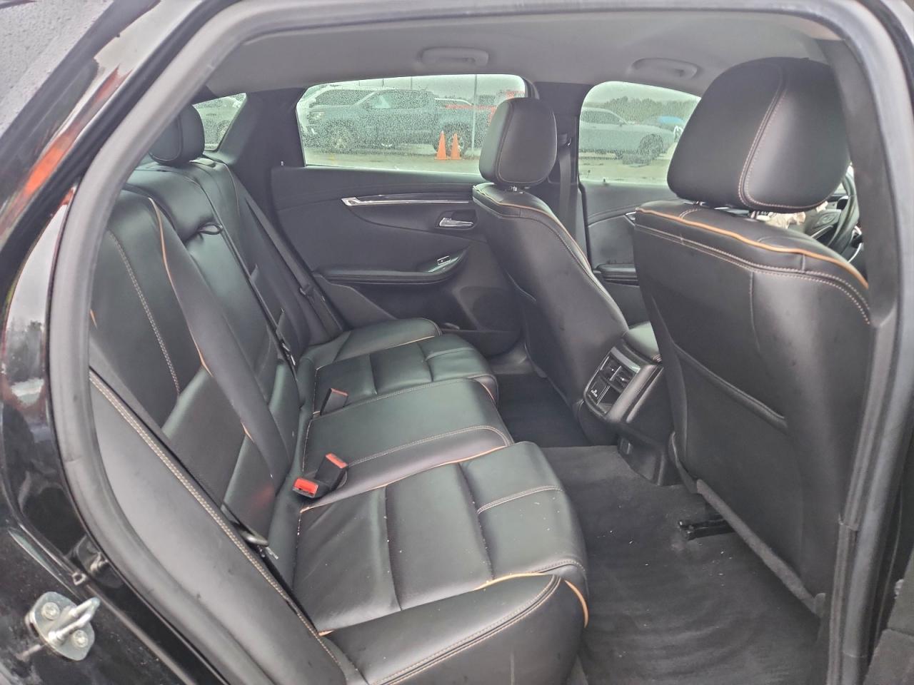 Chevrolet Impala Premier Image 6