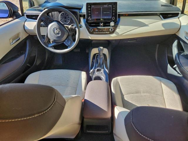 Toyota Corolla Le Image 10