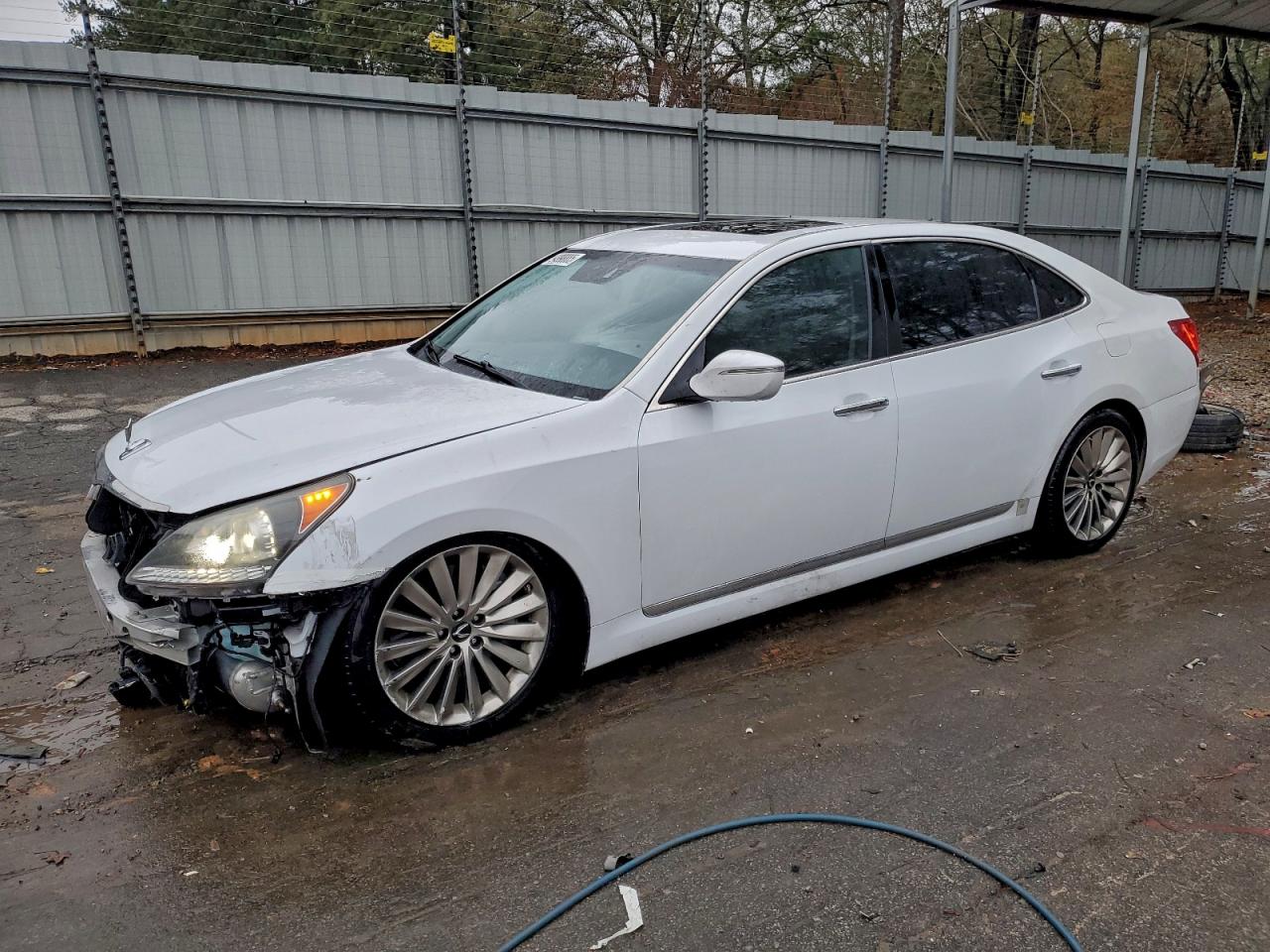 Hyundai Equus Signature Image 1