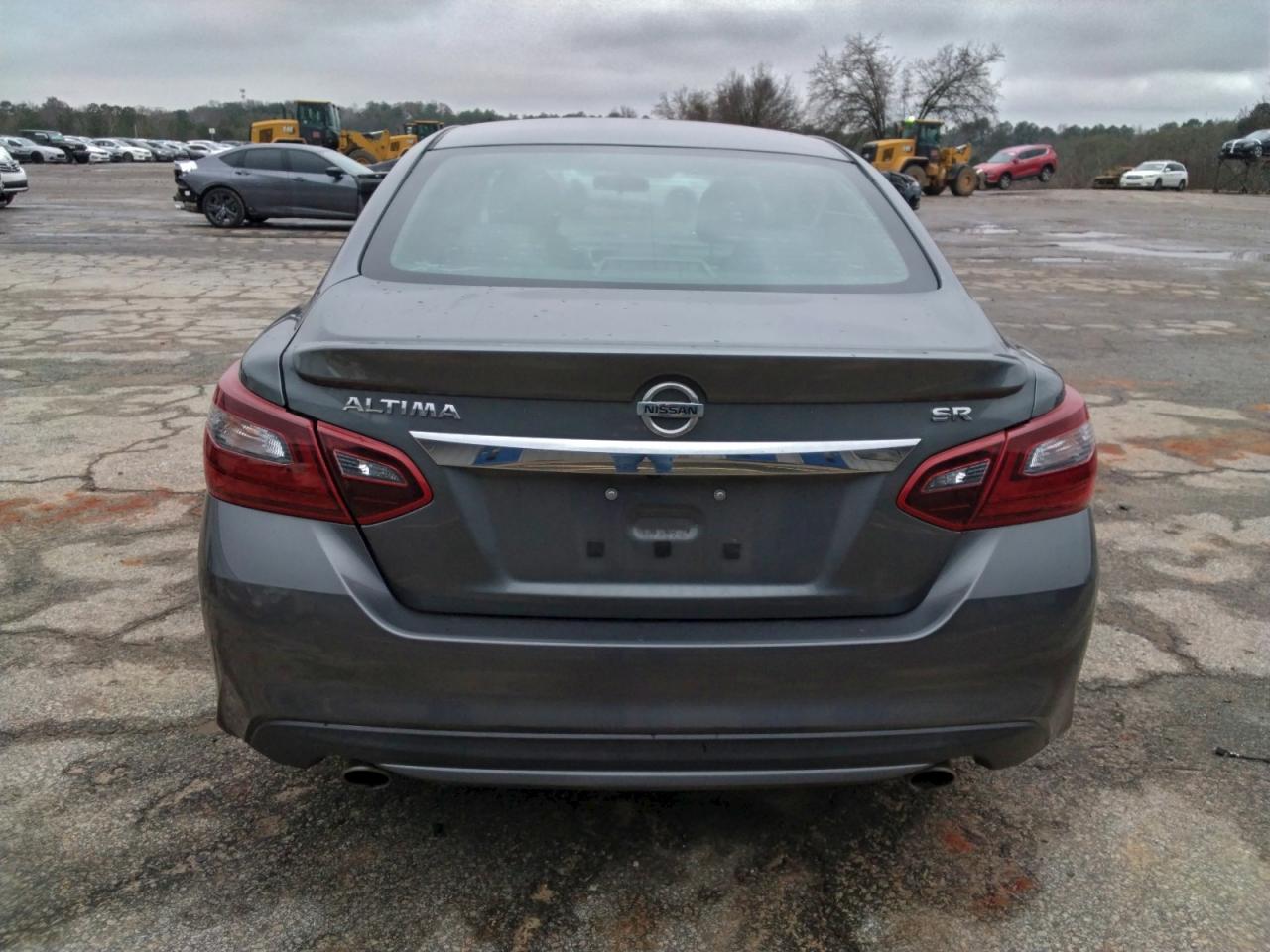 Nissan Altima 2.5 Image 9