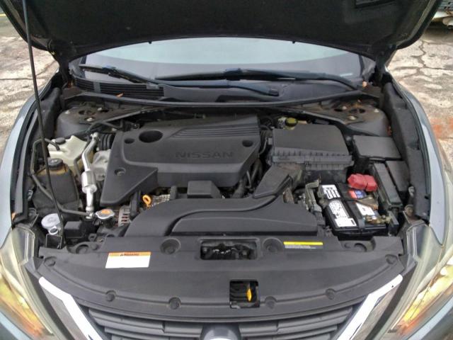 Nissan Altima 2.5 Image 4