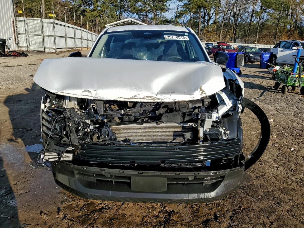 Nissan Kicks S Image 6