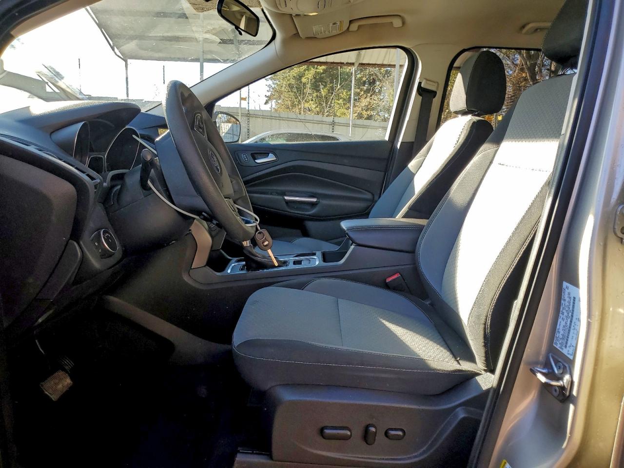 Ford Escape Se Image 5