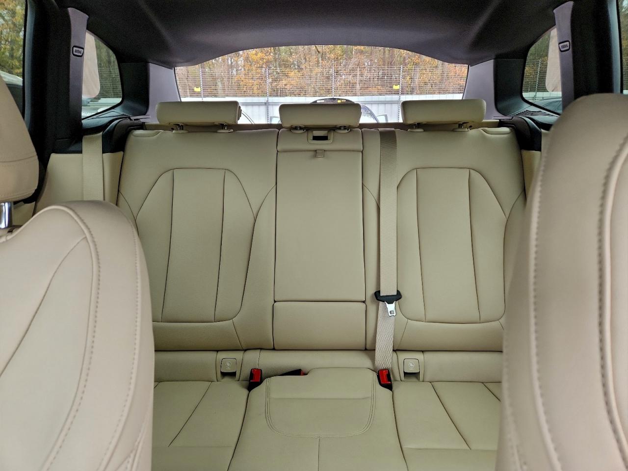 BMW X Series Xdrive30i Image 9