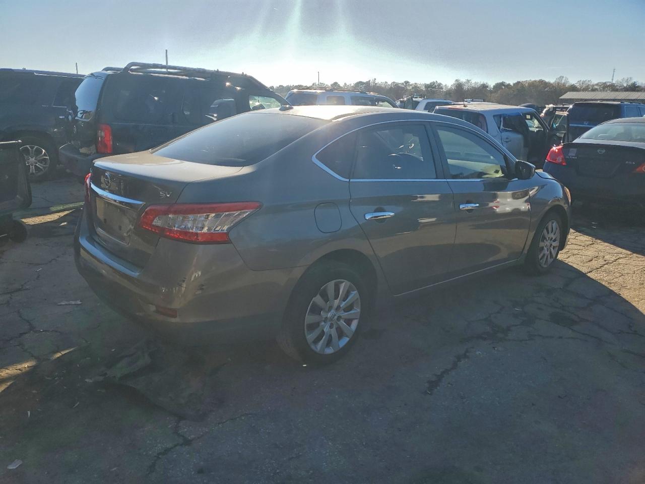 Nissan Sentra S Image 3