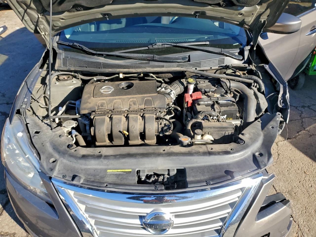 Nissan Sentra S Image 8