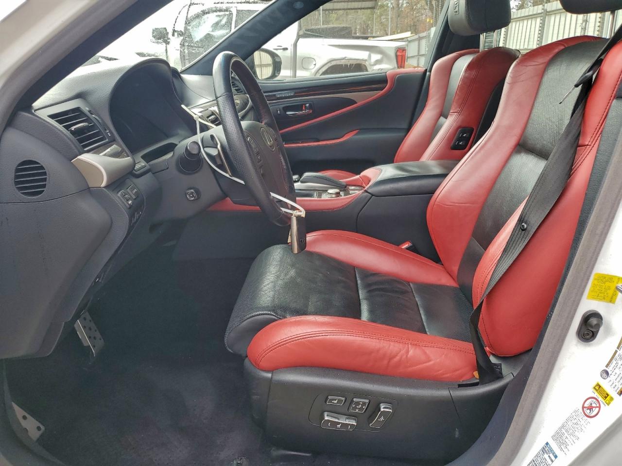 Lexus LS 460 Image 6