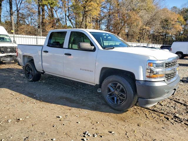 Chevrolet Silverado C1500 Image 3